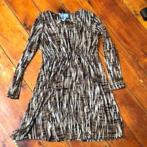 Simply Vera long sleeve dress